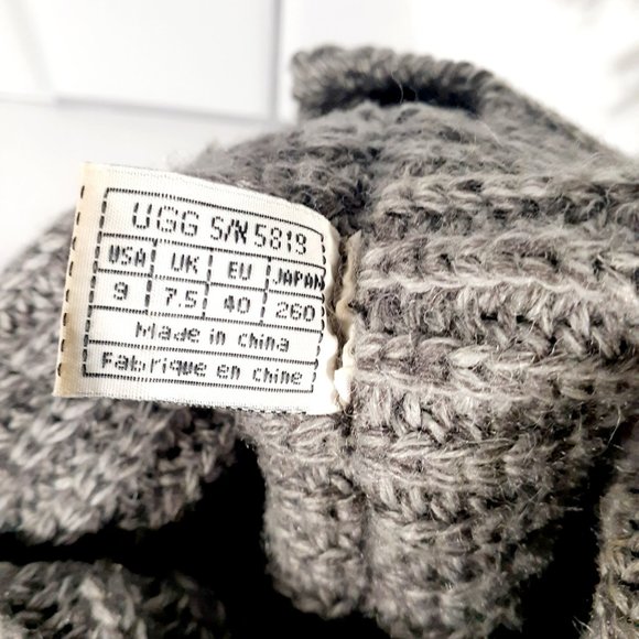 UGG Classic Candy Knit Grey Boot women size 9 - Picture 5 of 7